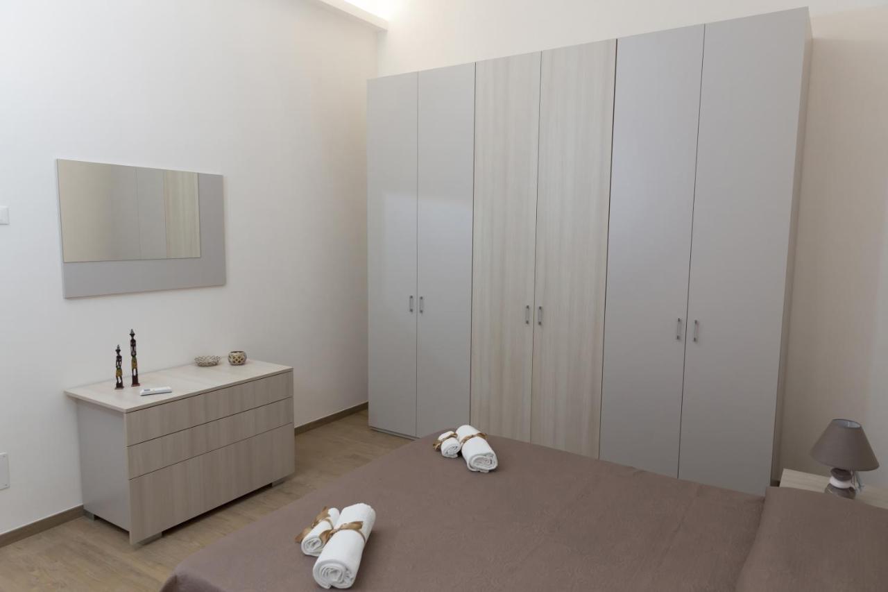 Case Vacanza Le Maioliche Marsala Bagian luar foto